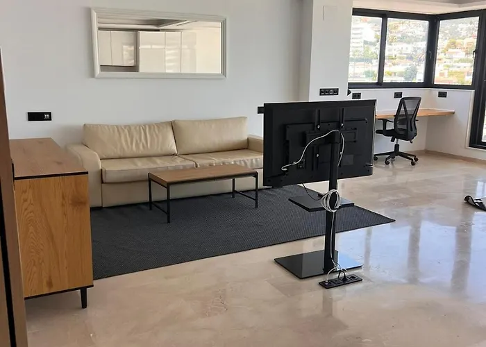 Premium First Line Beachside Views By Turivida Daire Fuengirola